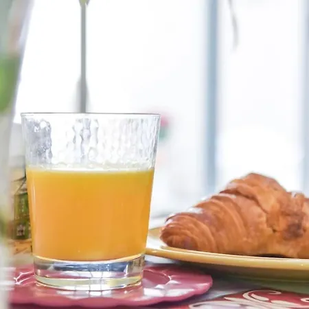 Palm Royal - For 4 With Balcony - 5 Minutes From The Antibes